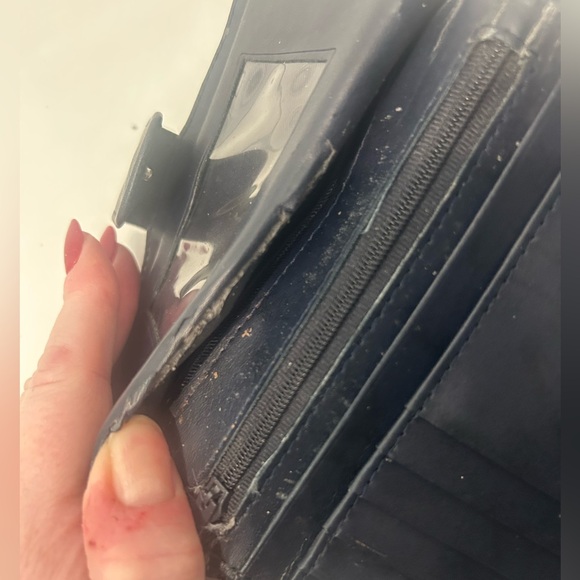 Bundle of 3 Wallets - Buxton, Talbots, used to new condition - Picture 14 of 14